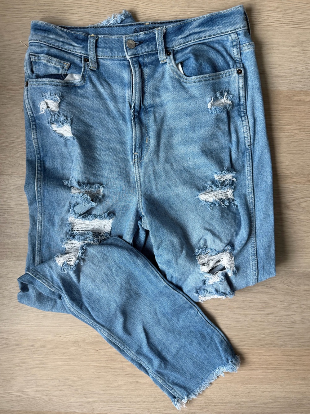 Arizona | light wash “highest-rise 90s straight” denim jeans